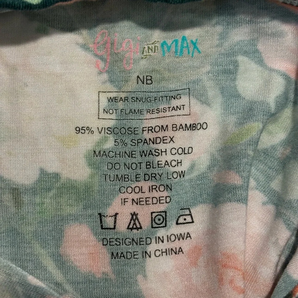 Gigi & Max Floral Newborn Sleeper PJs One Piece Sz NB | baby | ruffles | button - Picture 8 of 8